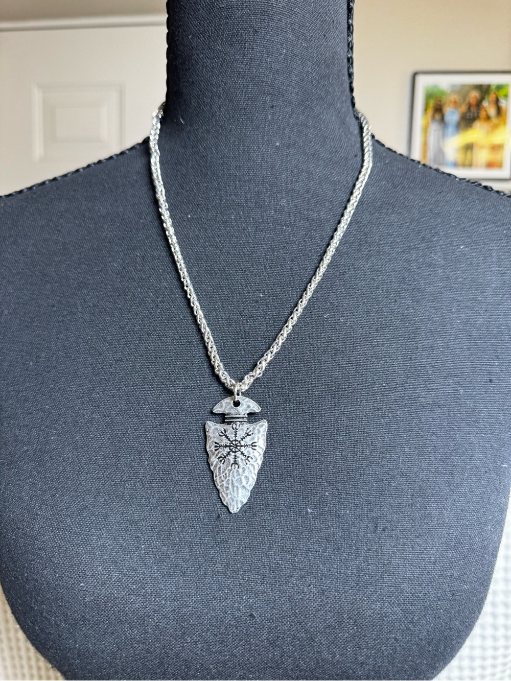 Haquil Viking Helm of Awe Arrowhead Talisman Necklace Protection 20”